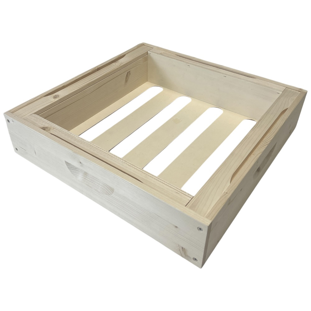 Wabenhonig-Zarge auf Dadant-System